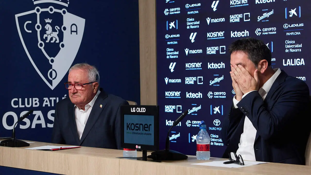 El director deportivo del Club Atl&eacute;tico Osasuna durante la &uacute;ltima d&eacute;cada, Braulio V&aacute;zquez, ofrece una rueda de prensa tras anunciar su salida del equipo.  I&Ntilde;IGO ALZUGARAY
