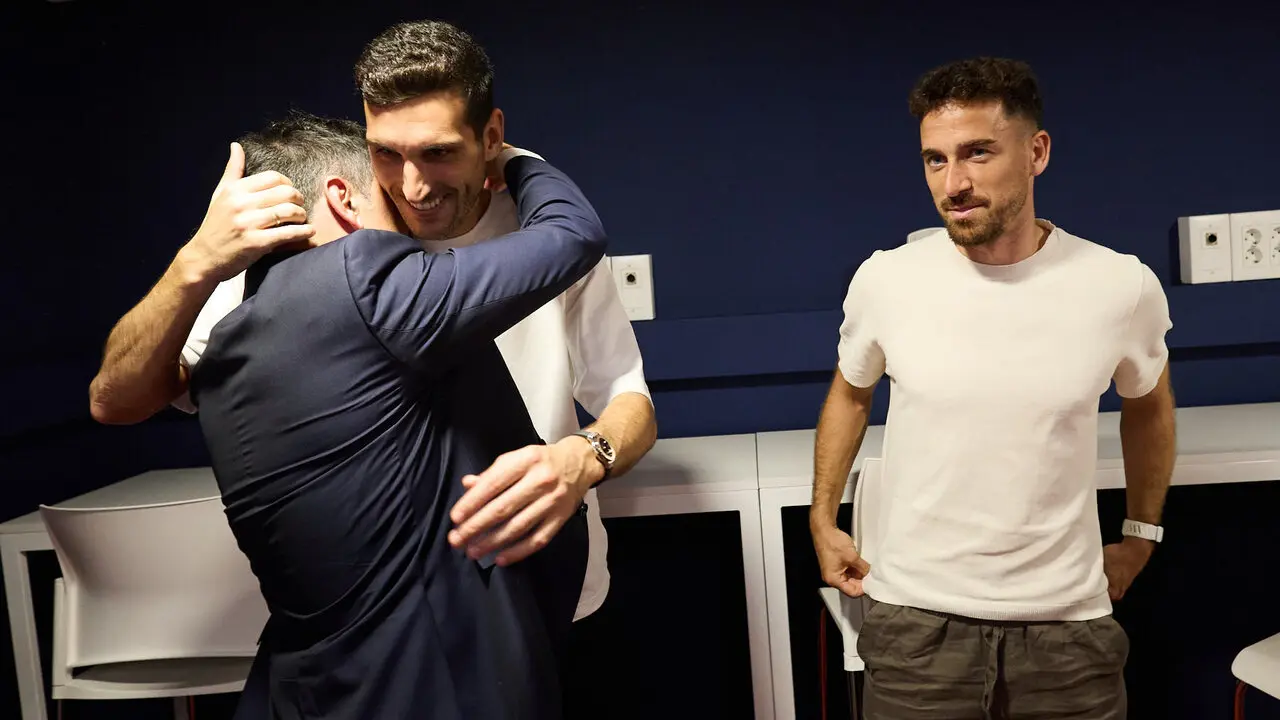 El director deportivo del Club Atl&eacute;tico Osasuna durante la &uacute;ltima d&eacute;cada, Braulio V&aacute;zquez, ofrece una rueda de prensa tras anunciar su salida del equipo.  I&Ntilde;IGO ALZUGARAY