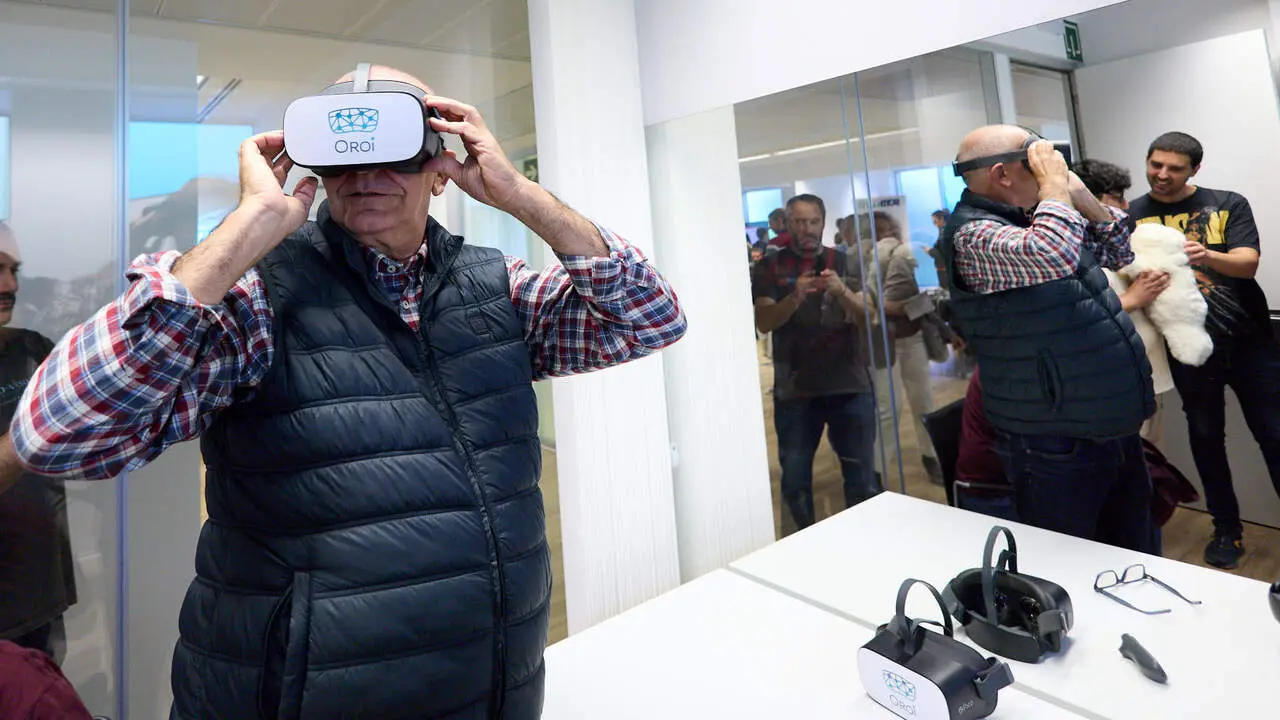Showroom tecnol&oacute;gico organizado por el Centro de Investigaci&oacute;n en Inteligencia Artificial de Navarra (NAIR Center) para mostrar robots sociales, tecnolog&iacute;as de apoyo a los cuidados y otras soluciones destinadas a favorecer la autonom&iacute;a de las personas. I&Ntilde;IGO ALZUGARAY