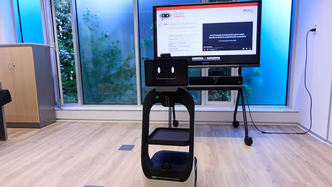 Showroom tecnol&oacute;gico organizado por el Centro de Investigaci&oacute;n en Inteligencia Artificial de Navarra (NAIR Center) para mostrar robots sociales, tecnolog&iacute;as de apoyo a los cuidados y otras soluciones destinadas a favorecer la autonom&iacute;a de las personas. I&Ntilde;IGO ALZUGARAY