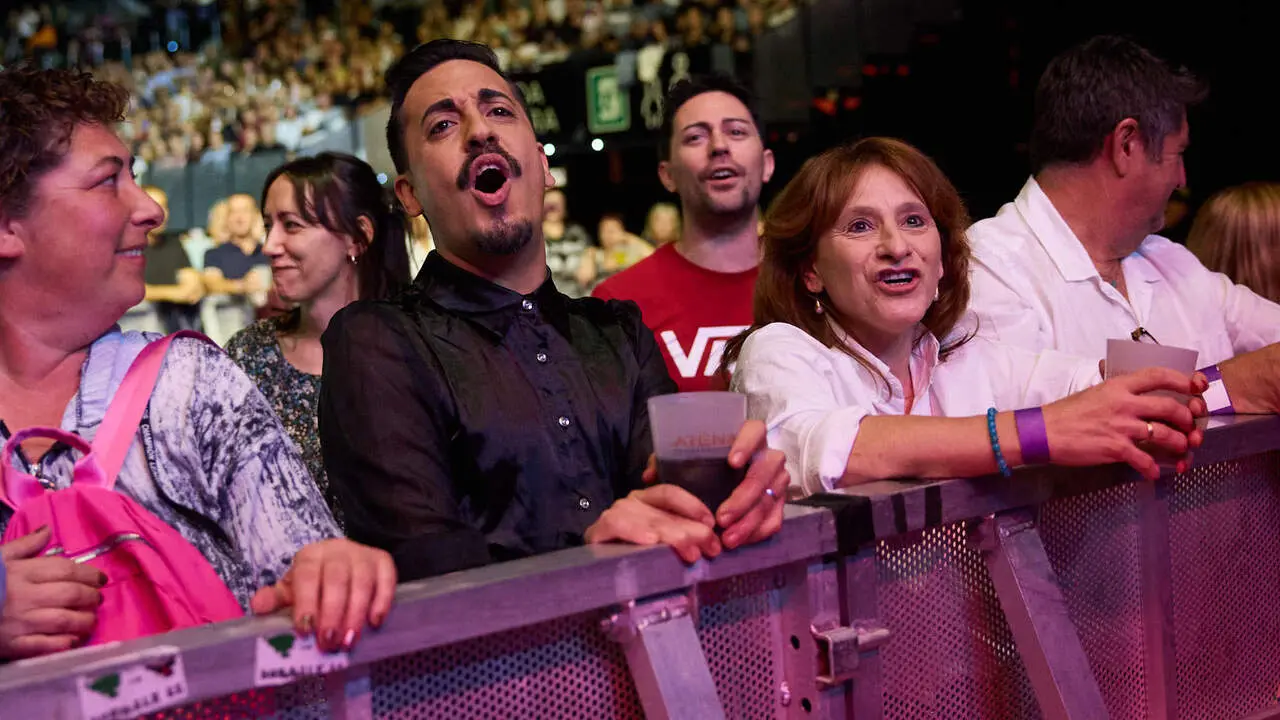Concierto de Camela en el pabell&oacute;n Navarra Arena de Pamplona dentro de su Tour 2026 Camela + de 30. I&Ntilde;IGO ALZUGARAY