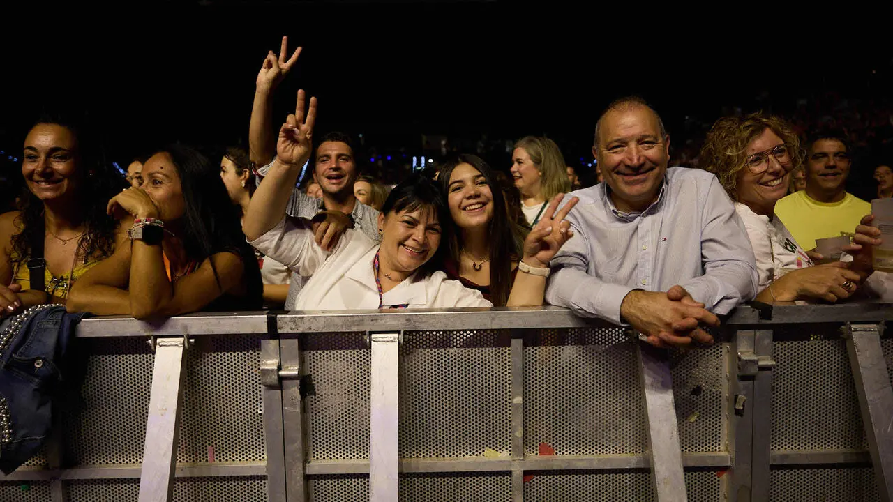 Concierto de Camela en el pabell&oacute;n Navarra Arena de Pamplona dentro de su Tour 2026 Camela + de 30. I&Ntilde;IGO ALZUGARAY