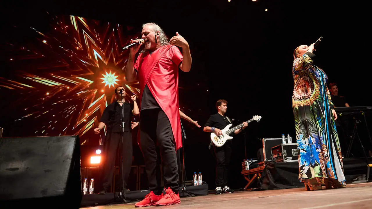 Concierto de Camela en el pabell&oacute;n Navarra Arena de Pamplona dentro de su Tour 2026 Camela + de 30. I&Ntilde;IGO ALZUGARAY