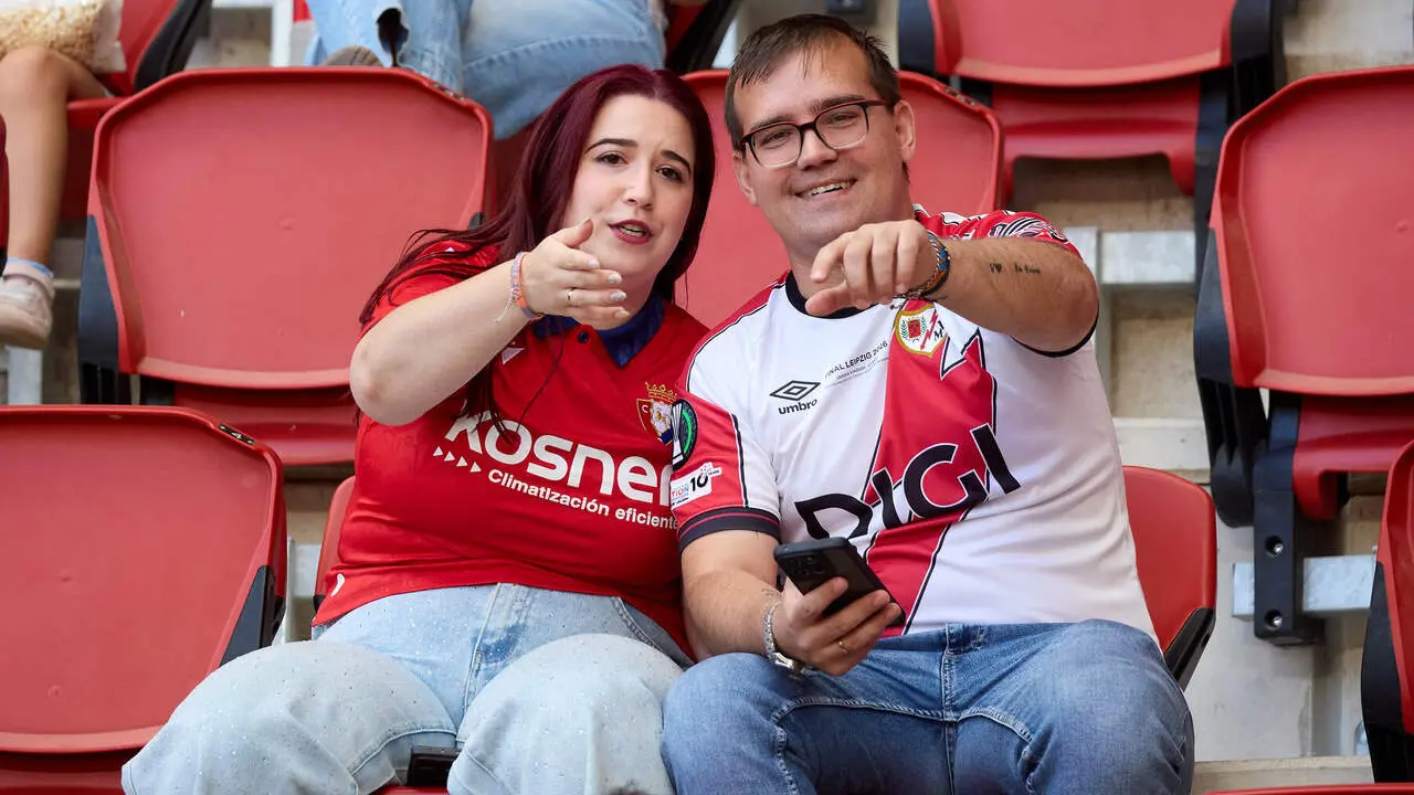 La grada de El Sadar durante el partido de LaLiga EA Sports entre CA Osasuna y Rayo Vallecano disputado en Pamplona. I&Ntilde;IGO ALZUGARAY