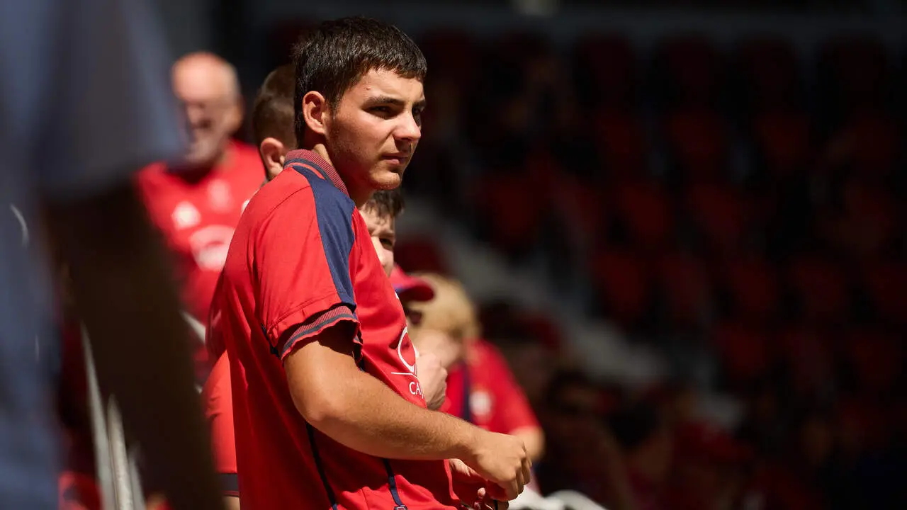 La grada de El Sadar durante el partido de LaLiga EA Sports entre CA Osasuna y Rayo Vallecano disputado en Pamplona. I&Ntilde;IGO ALZUGARAY