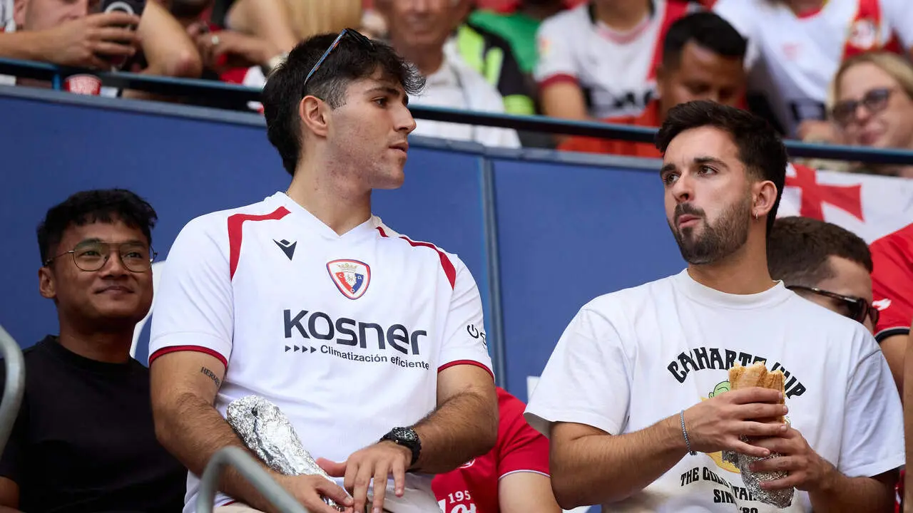 La grada de El Sadar durante el partido de LaLiga EA Sports entre CA Osasuna y Rayo Vallecano disputado en Pamplona. I&Ntilde;IGO ALZUGARAY