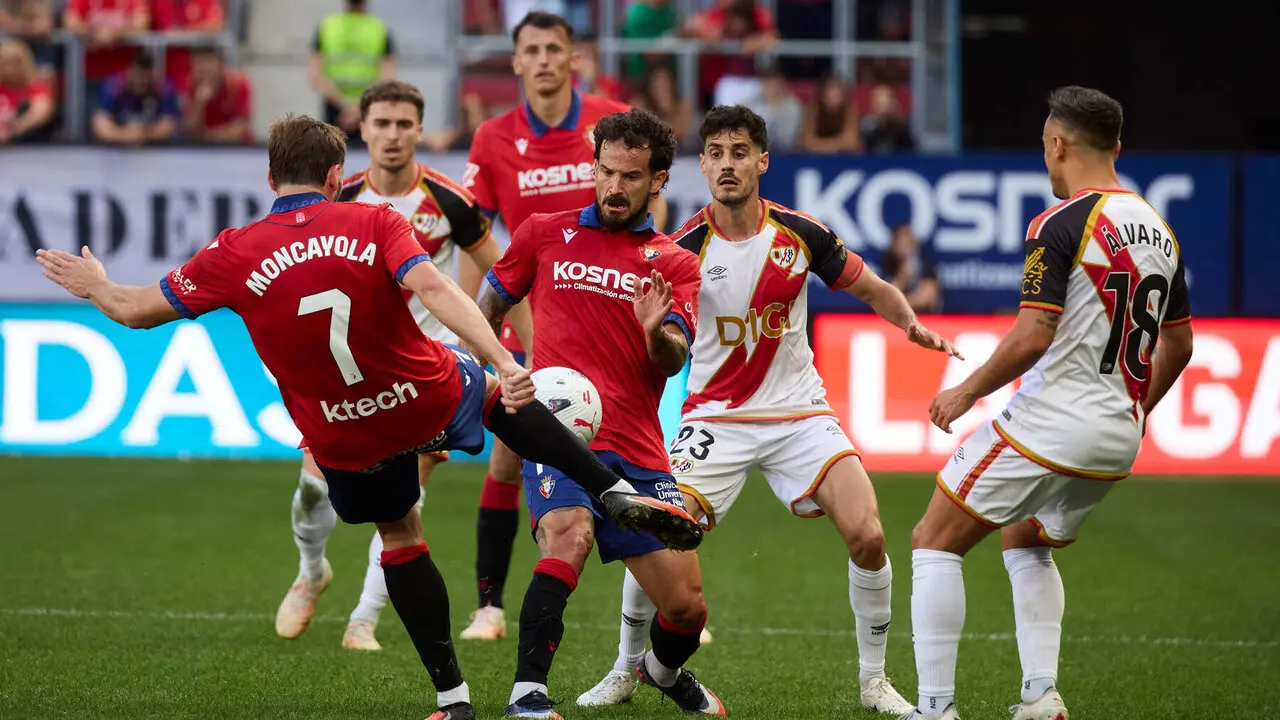 Partido de LaLiga EA Sports entre CA Osasuna y Rayo Vallecano disputado en el estadio de El Sadar en Pamplona. I&Ntilde;IGO ALZUGARAY