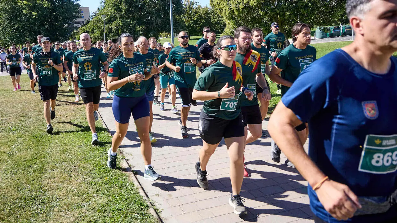 II Carrera Solidaria de la Guardia Civil de Navarra, a beneficio de Aspace, celebrada en Sarriguren. I&Ntilde;IGO ALZUGARAY