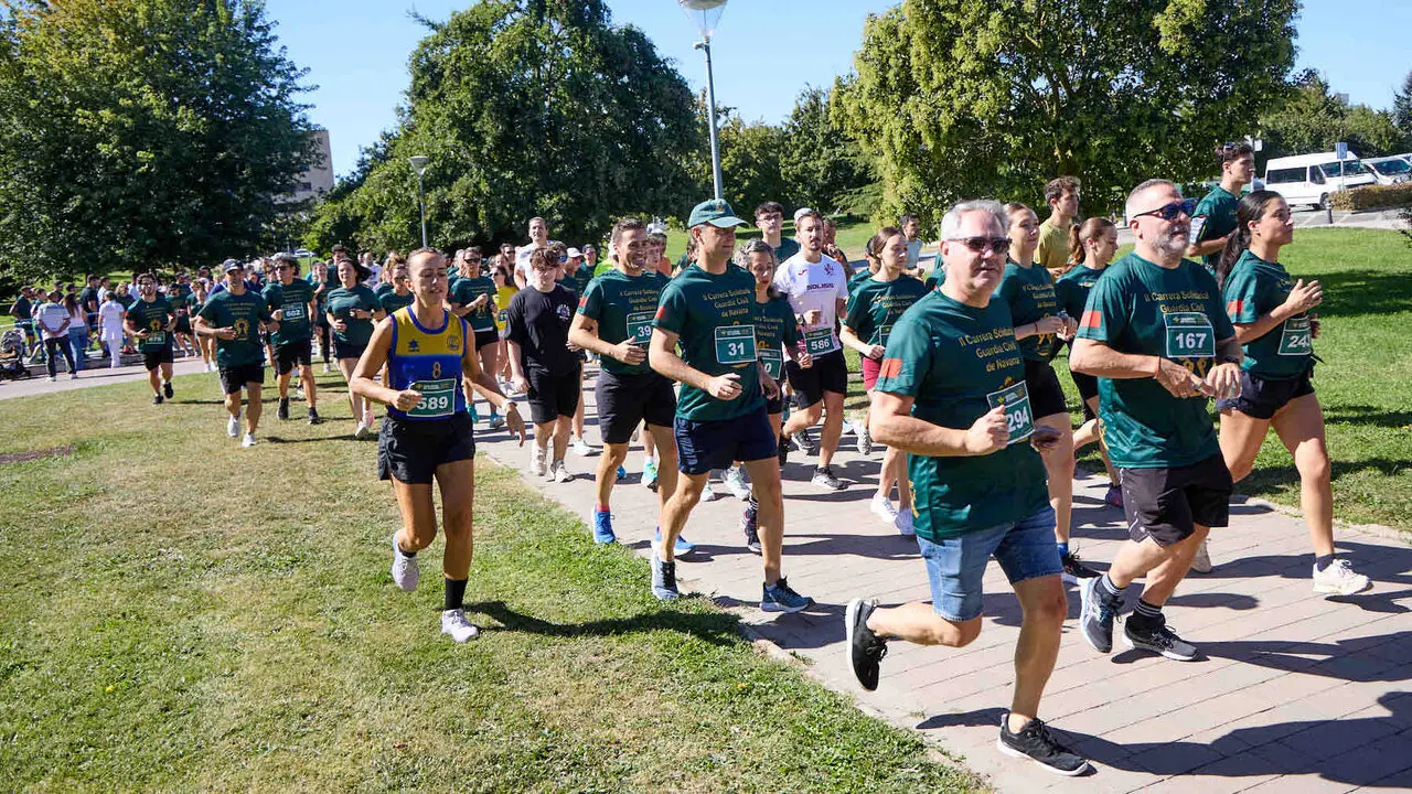 II Carrera Solidaria de la Guardia Civil de Navarra, a beneficio de Aspace, celebrada en Sarriguren. I&Ntilde;IGO ALZUGARAY