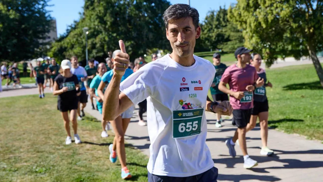 II Carrera Solidaria de la Guardia Civil de Navarra, a beneficio de Aspace, celebrada en Sarriguren. I&Ntilde;IGO ALZUGARAY