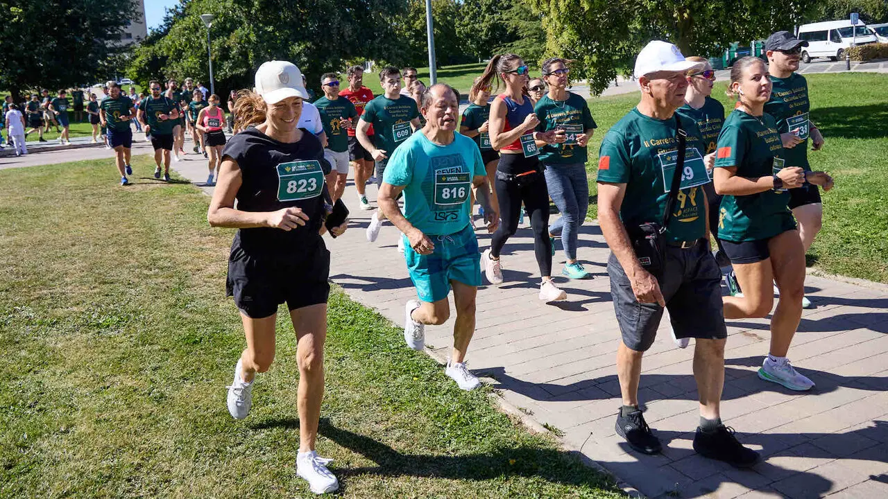 II Carrera Solidaria de la Guardia Civil de Navarra, a beneficio de Aspace, celebrada en Sarriguren. I&Ntilde;IGO ALZUGARAY