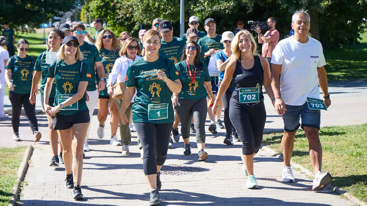 II Carrera Solidaria de la Guardia Civil de Navarra, a beneficio de Aspace, celebrada en Sarriguren. I&Ntilde;IGO ALZUGARAY