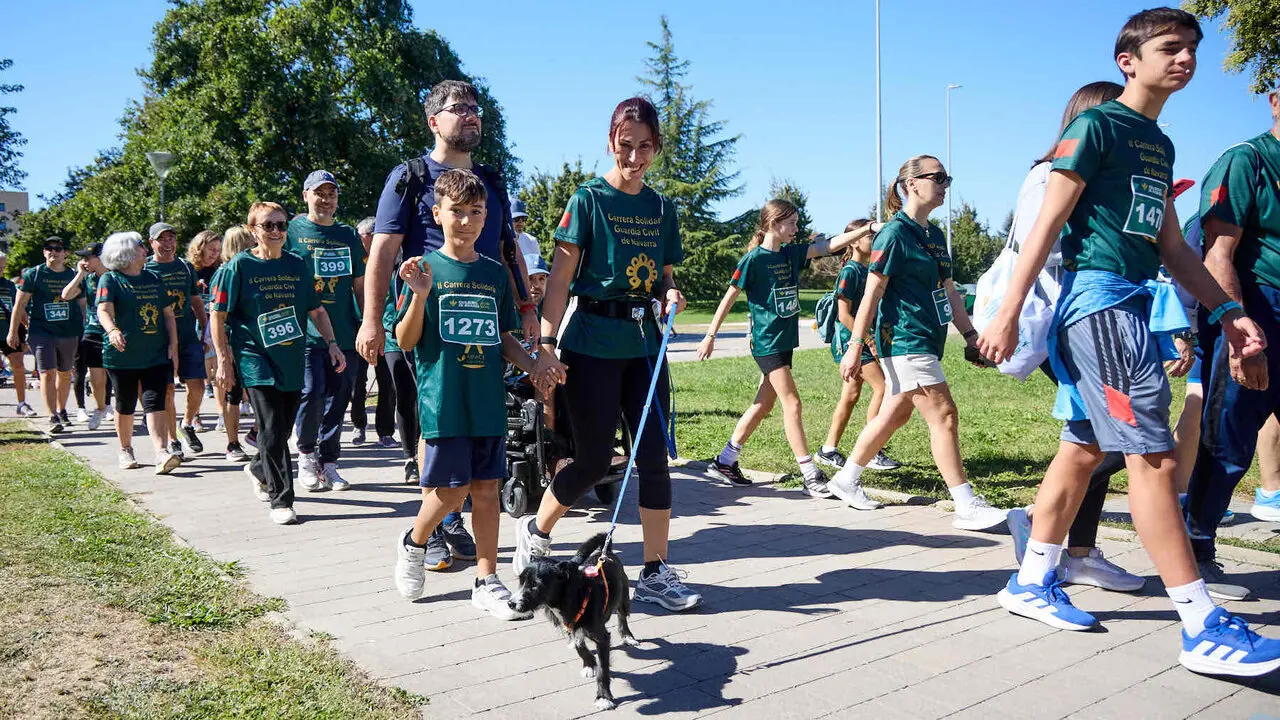 II Carrera Solidaria de la Guardia Civil de Navarra, a beneficio de Aspace, celebrada en Sarriguren. I&Ntilde;IGO ALZUGARAY
