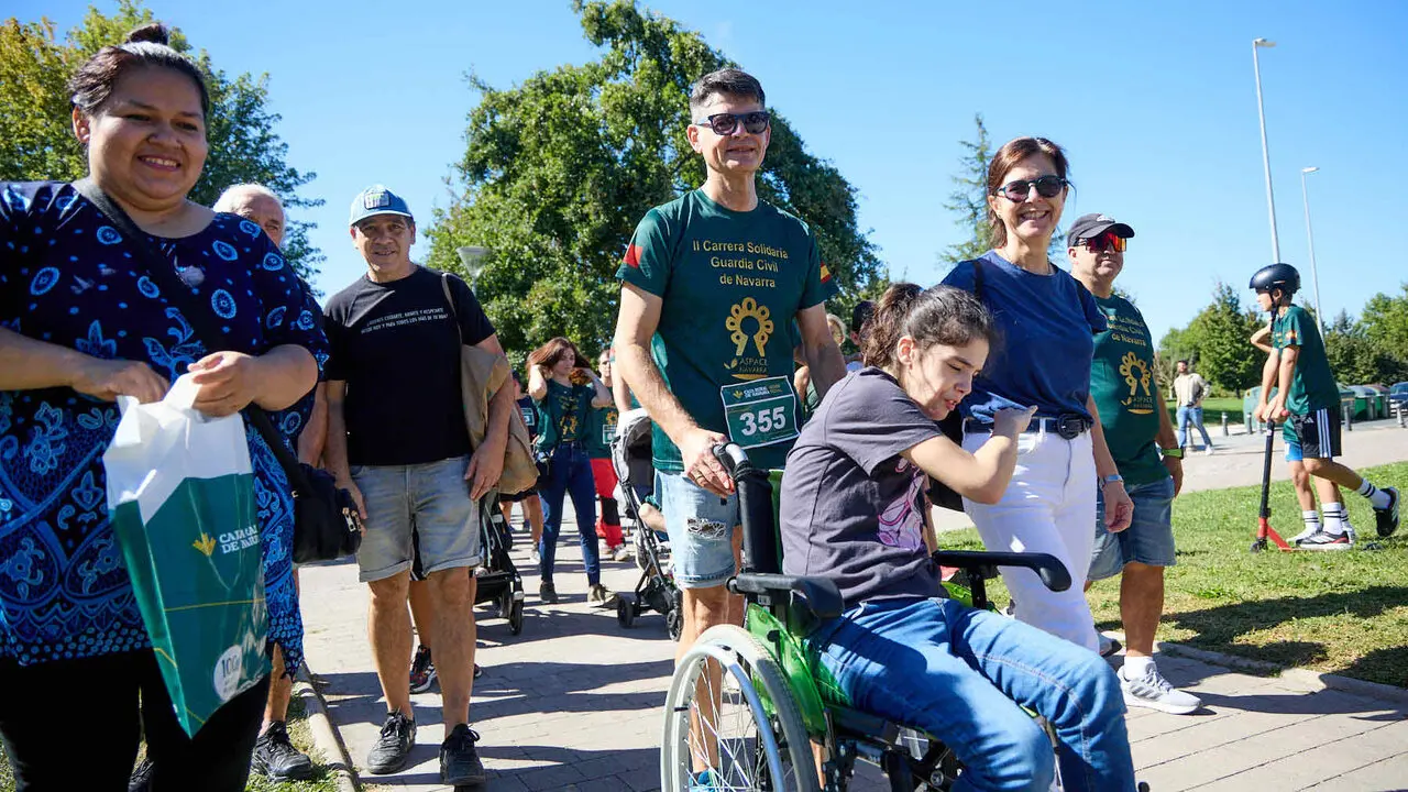 II Carrera Solidaria de la Guardia Civil de Navarra, a beneficio de Aspace, celebrada en Sarriguren. I&Ntilde;IGO ALZUGARAY