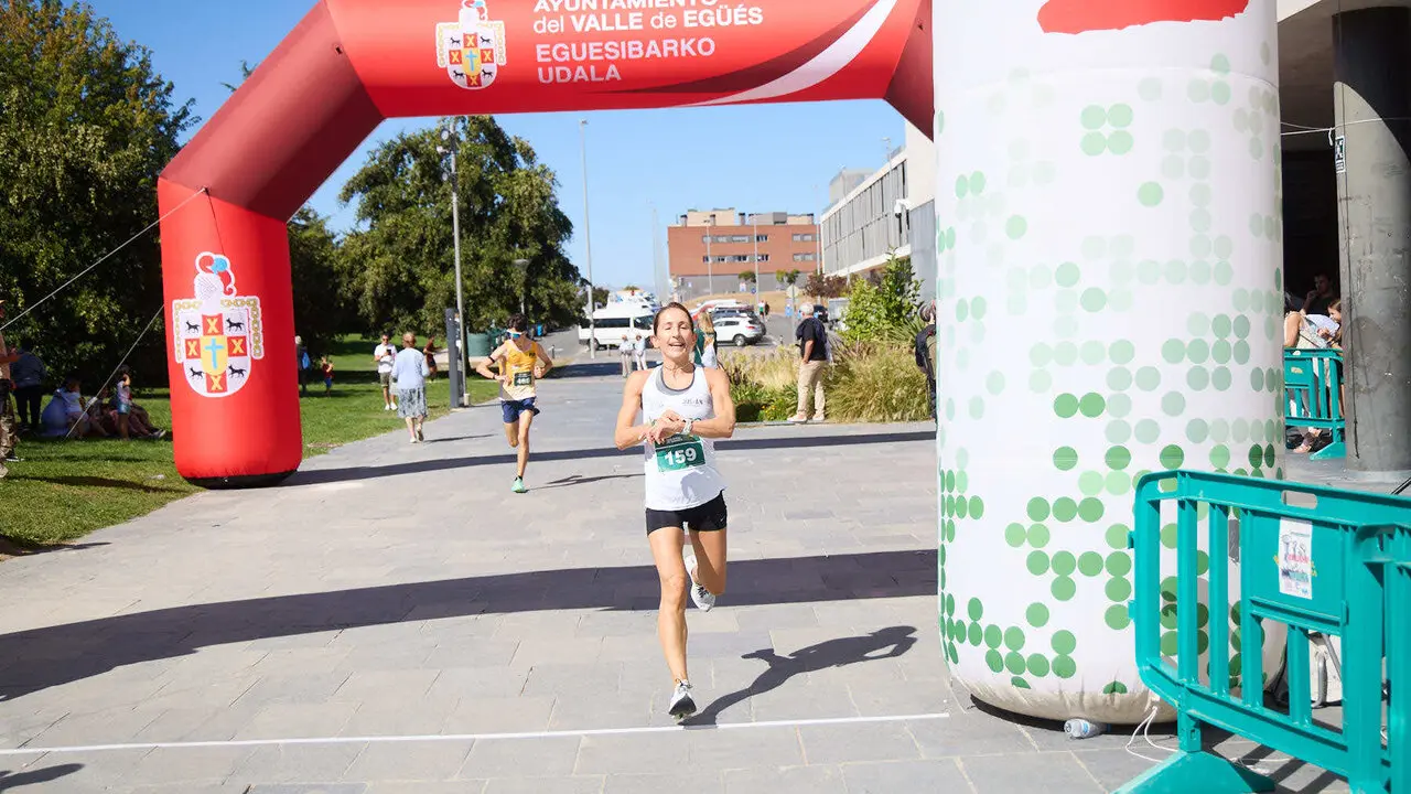 II Carrera Solidaria de la Guardia Civil de Navarra, a beneficio de Aspace, celebrada en Sarriguren. I&Ntilde;IGO ALZUGARAY