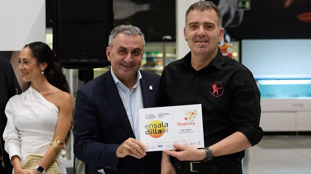Entrega de premios de la final del II Concurso de Ensaladillas de Navarra en en la Cooperativa de Hosteler&iacute;a de Navarra. i&Ntilde;IGO ALZUGARAY