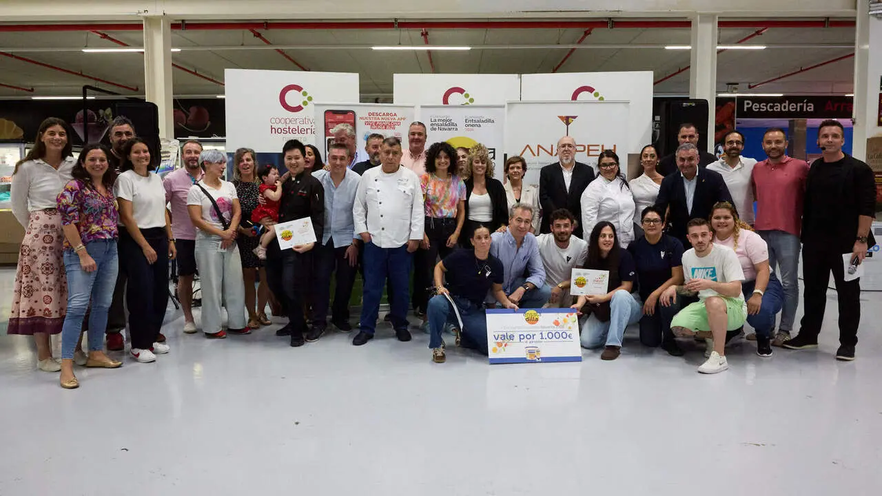 Entrega de premios de la final del II Concurso de Ensaladillas de Navarra en en la Cooperativa de Hosteler&iacute;a de Navarra. i&Ntilde;IGO ALZUGARAY
