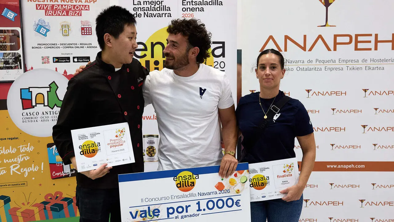 Entrega de premios de la final del II Concurso de Ensaladillas de Navarra en en la Cooperativa de Hosteler&iacute;a de Navarra. i&Ntilde;IGO ALZUGARAY