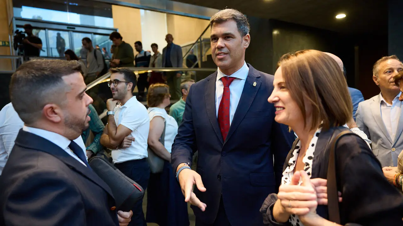 Debate sobre el estado de la Comunidad Foral en el Parlamento de Navarra. NAVARRA.COM