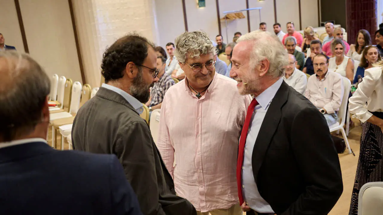 Evento 'Navarra Presente y Futuro' en el Hotel 3 Reyes de Pamplona. PABLO LASAOSA