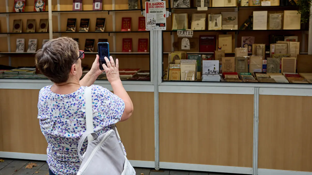 Inauguraci&oacute;n de la X Feria de la Edici&oacute;n de Navarra, en el Bosquecillo de Pamplona. I&Ntilde;IGO ALZUGARAY