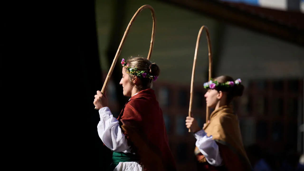 Festival intercultural de danza tradicional, organizado por Oberena dantza taldea. PABLO LASAOSA