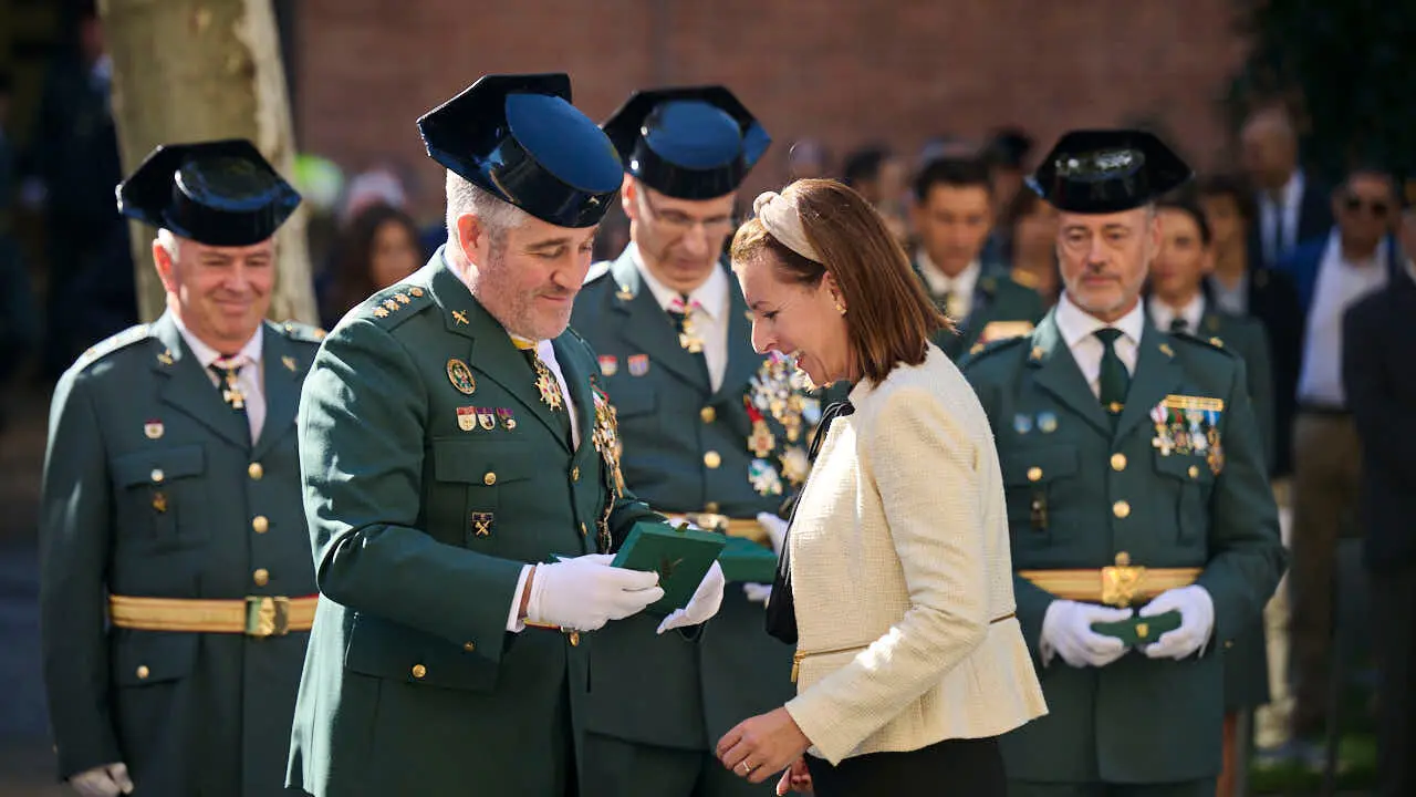 La Guardia Civil de Navarra celebra la festividad de su patrona la Virgen del Pilar. PABLO LASAOSA