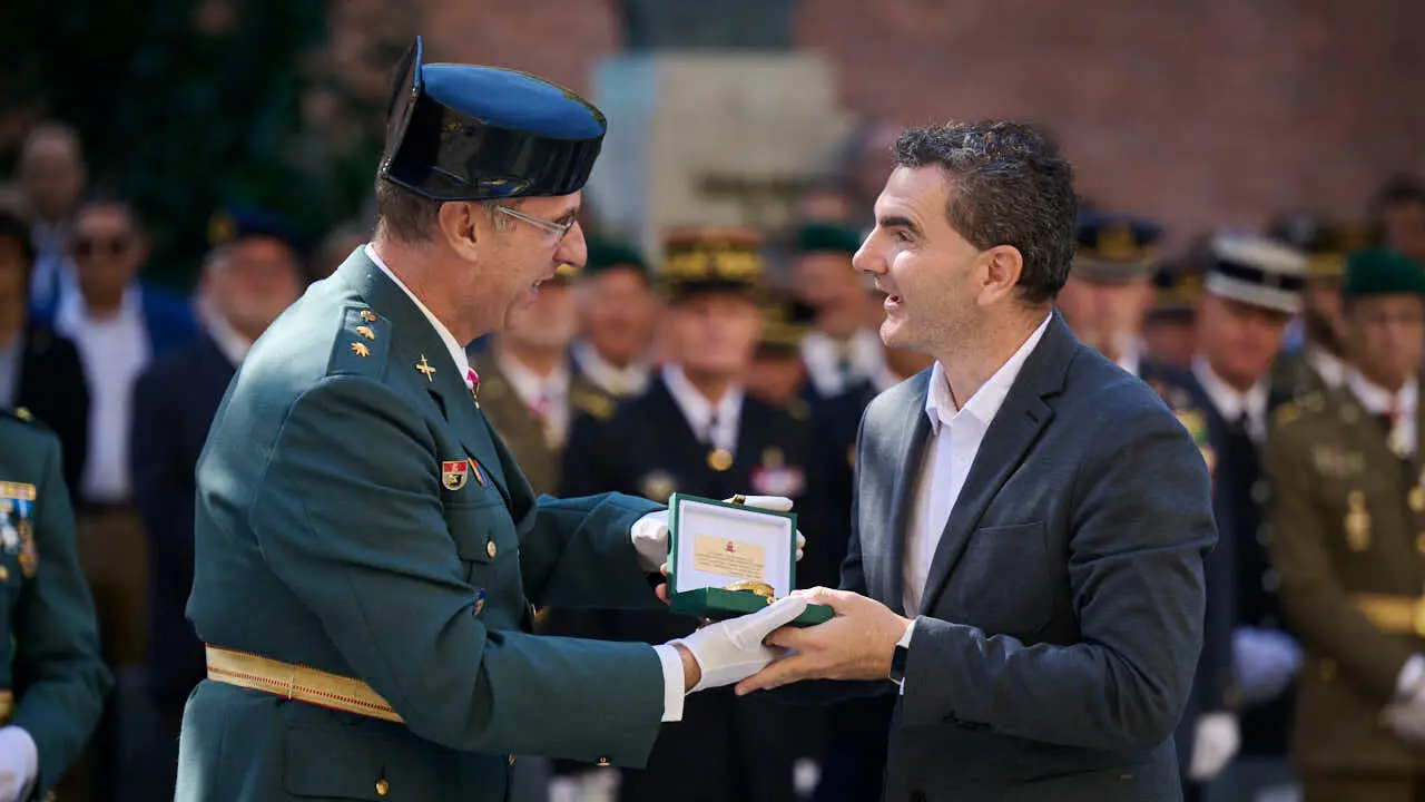 La Guardia Civil de Navarra celebra la festividad de su patrona la Virgen del Pilar. PABLO LASAOSA