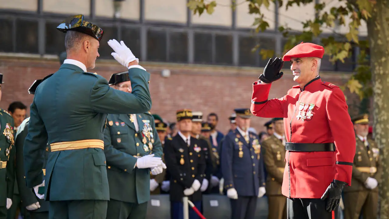 La Guardia Civil de Navarra celebra la festividad de su patrona la Virgen del Pilar. PABLO LASAOSA