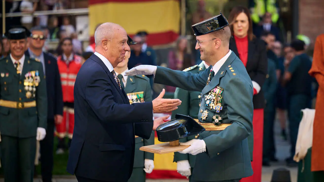 La Guardia Civil de Navarra celebra la festividad de su patrona la Virgen del Pilar. PABLO LASAOSA
