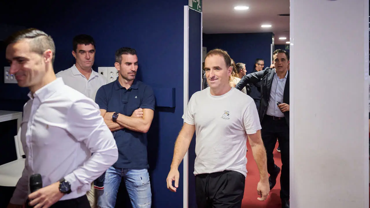 Presentaci&oacute;n de Jagoba Arrasate como nuevo entrenador de Osasuna. PABLO LASAOSA