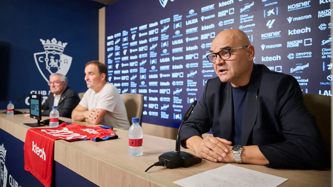 Presentaci&oacute;n de Jagoba Arrasate como nuevo entrenador de Osasuna. PABLO LASAOSA