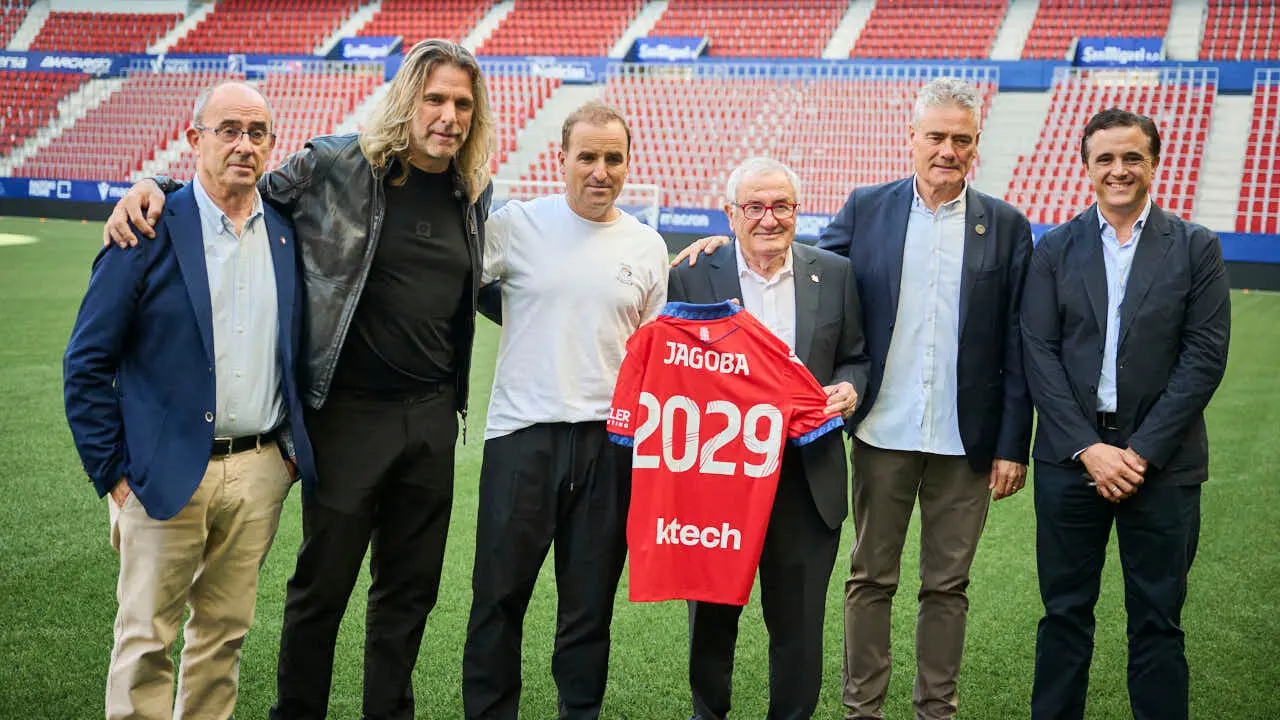 Presentaci&oacute;n de Jagoba Arrasate como nuevo entrenador de Osasuna. PABLO LASAOSA