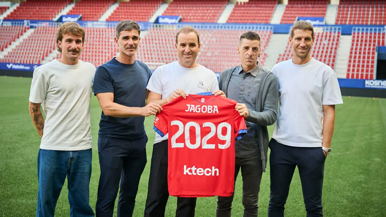 Presentaci&oacute;n de Jagoba Arrasate como nuevo entrenador de Osasuna. PABLO LASAOSA