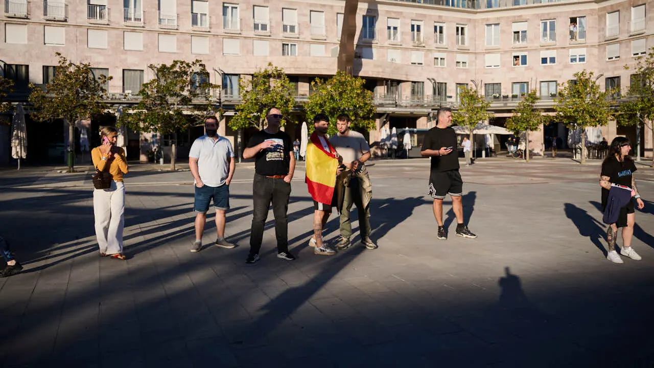 Vito Quiles visita Pamplona en su gira con disturbios por las calles de Pamplona. PABLO LASAOSA
