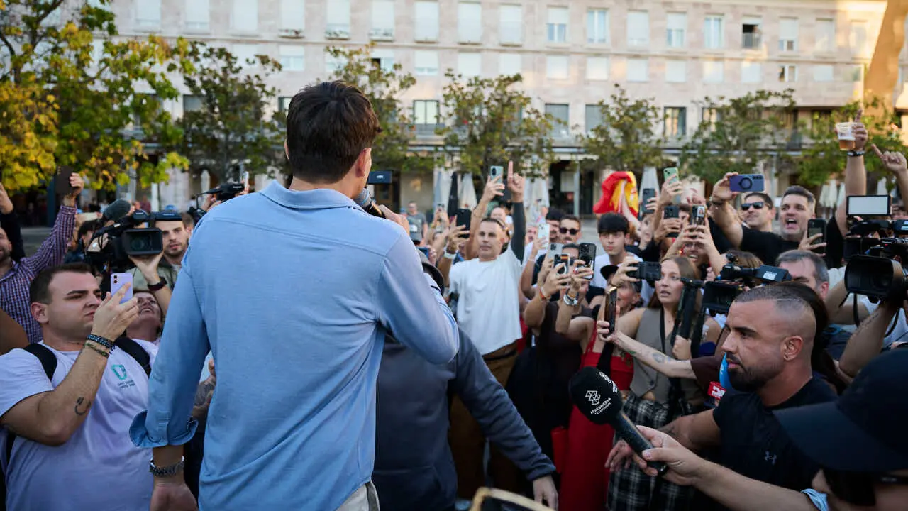 Vito Quiles visita Pamplona en su gira con disturbios por las calles de Pamplona. PABLO LASAOSA