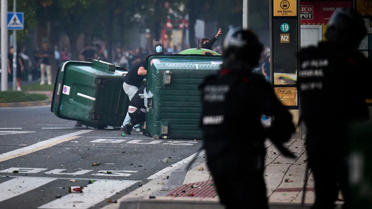 Vito Quiles visita Pamplona en su gira con disturbios por las calles de Pamplona. PABLO LASAOSA
