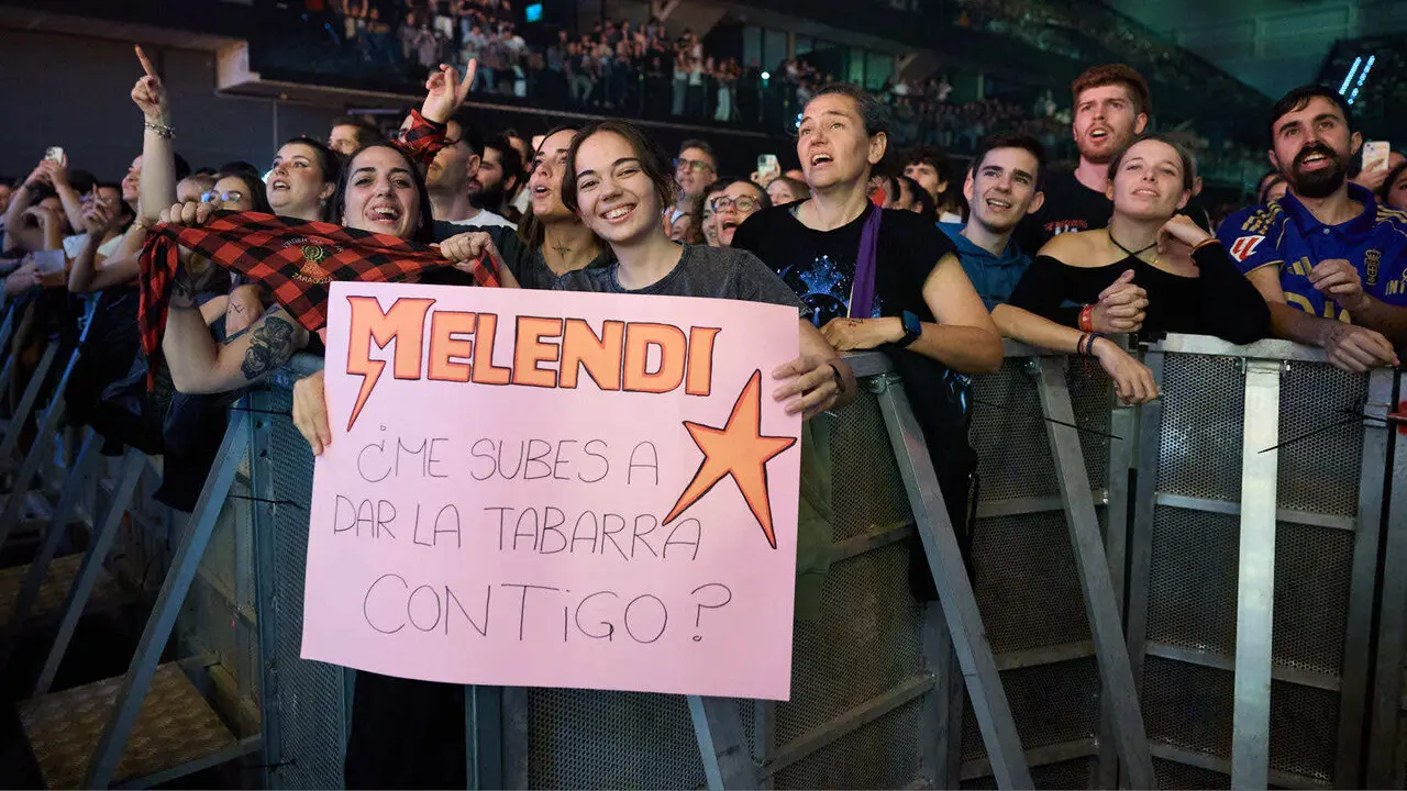 Concierto de Melendi en el pabell&oacute;n Navarra Arena dentro de su gira Pop Rock Tour. I&Ntilde;IGO ALZUGARAY