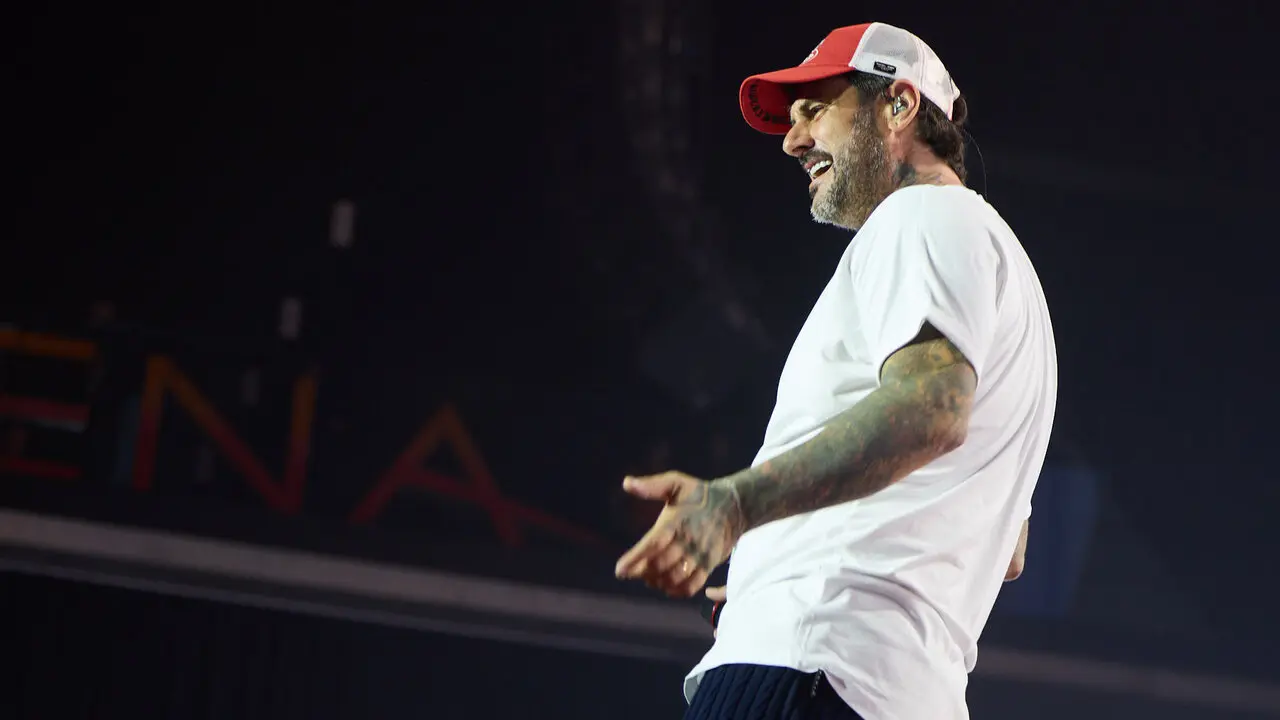Concierto de Melendi en el pabell&oacute;n Navarra Arena dentro de su gira Pop Rock Tour. I&Ntilde;IGO ALZUGARAY