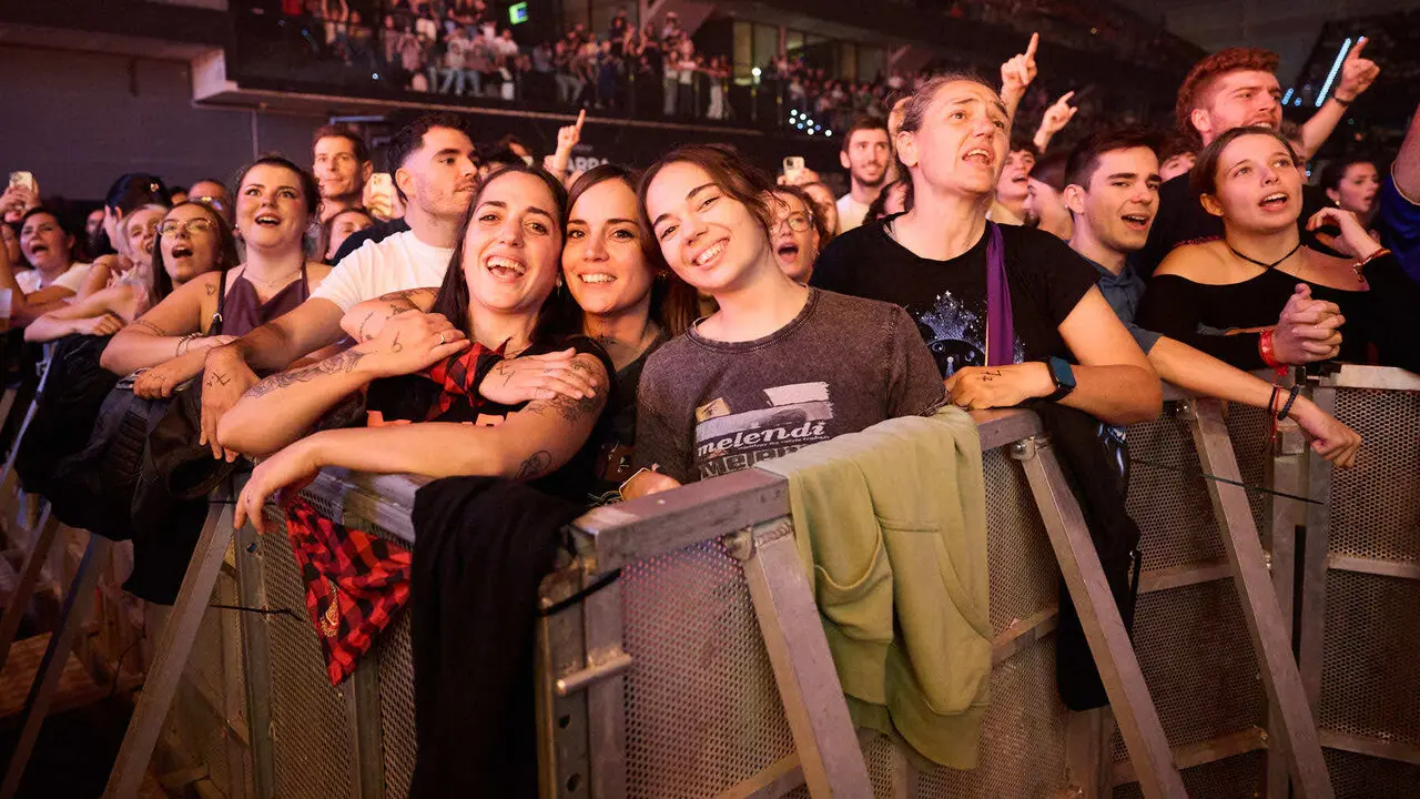 Concierto de Melendi en el pabell&oacute;n Navarra Arena dentro de su gira Pop Rock Tour. I&Ntilde;IGO ALZUGARAY