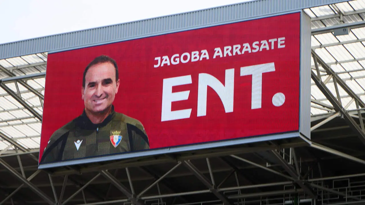 Partido de LaLiga EA Sports entre CA Osasuna y Racing de Santander disputado en el estadio de El Sadar en Pamplona. I&Ntilde;IGO ALZUGARAY