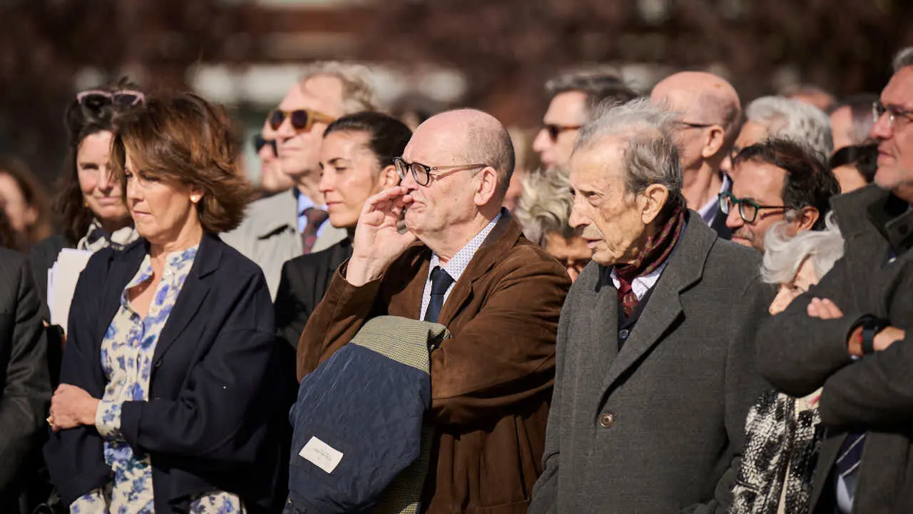 Colocaci&oacute;n de la primera piedra del edificio Bioma de la Universidad de Navarra, espacio multidisciplinar dedicado a la docencia y a la investigaci&oacute;n. PABLO LASAOSA