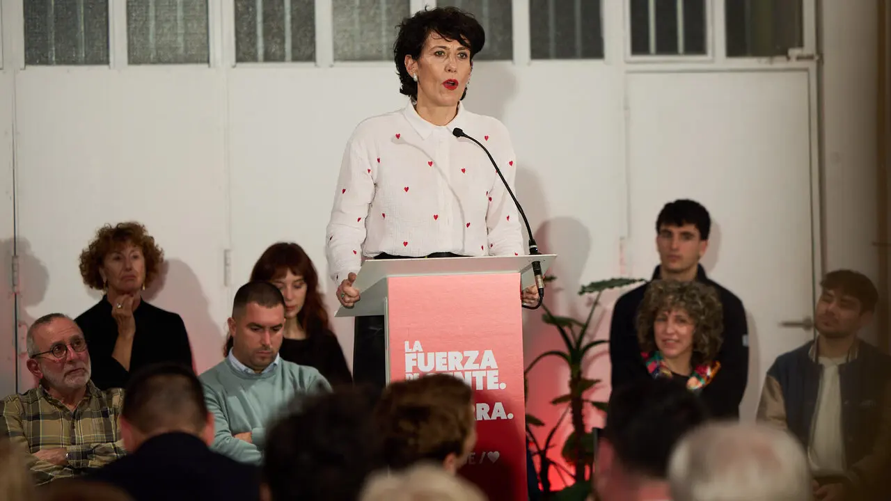 El PSN-PSOE presenta sus candidaturas a las pr&oacute;ximas elecciones generales en un acto en el que interviene la secretaria general del PSN-PSOE, Mar&iacute;a Chivite, la candidata al Congreso, Elma Saiz y el candidato al Senado, &Aacute;ngel Mole&oacute;n. NAVARRA.COM
