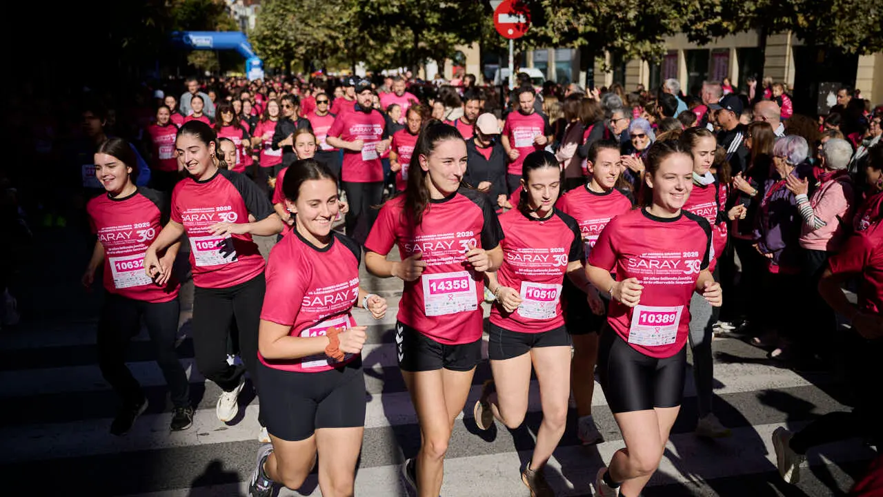 XV Carrera solidaria contra el c&aacute;ncer de mama organizada por Saray. PABLO LASAOSA