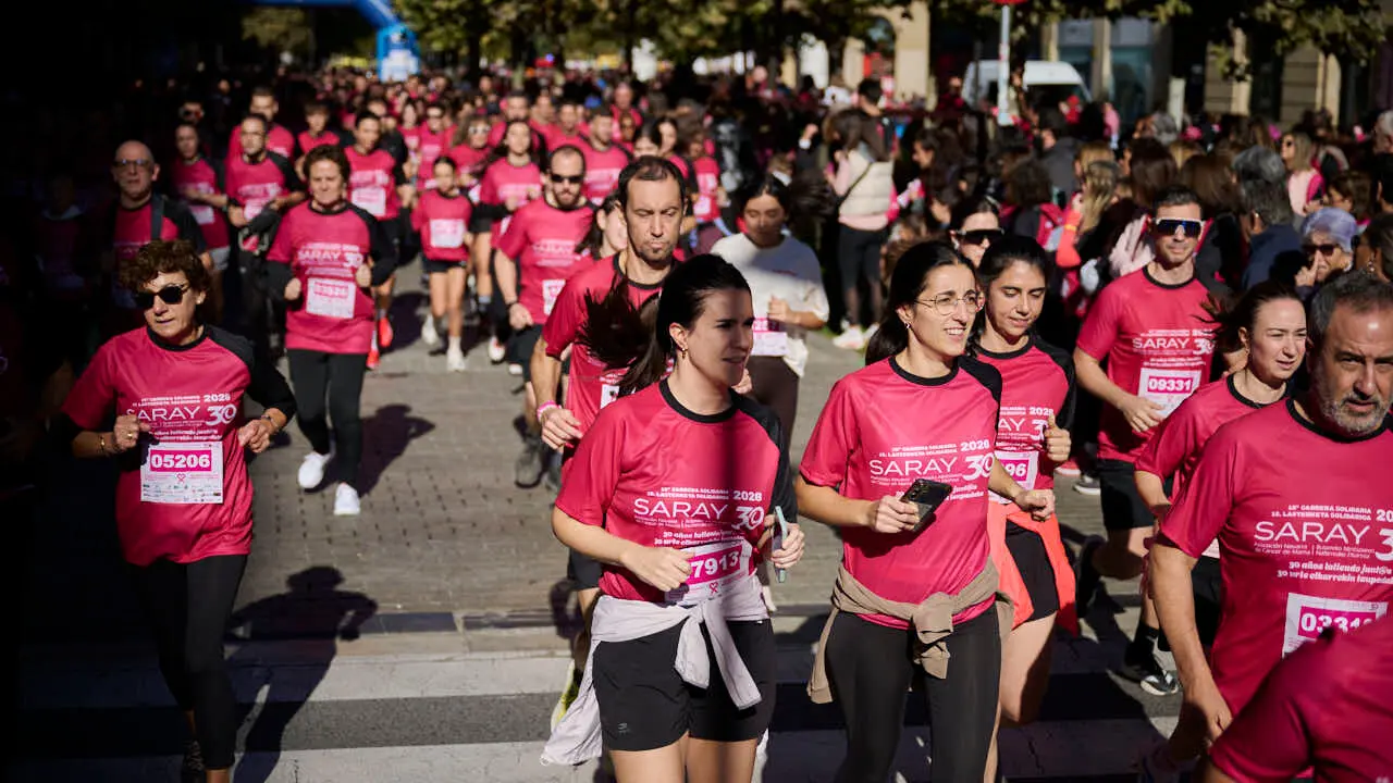 XV Carrera solidaria contra el c&aacute;ncer de mama organizada por Saray. PABLO LASAOSA