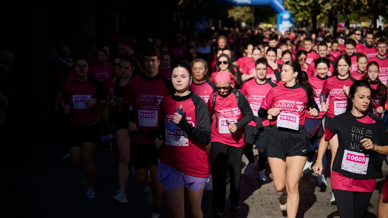 XV Carrera solidaria contra el c&aacute;ncer de mama organizada por Saray. PABLO LASAOSA