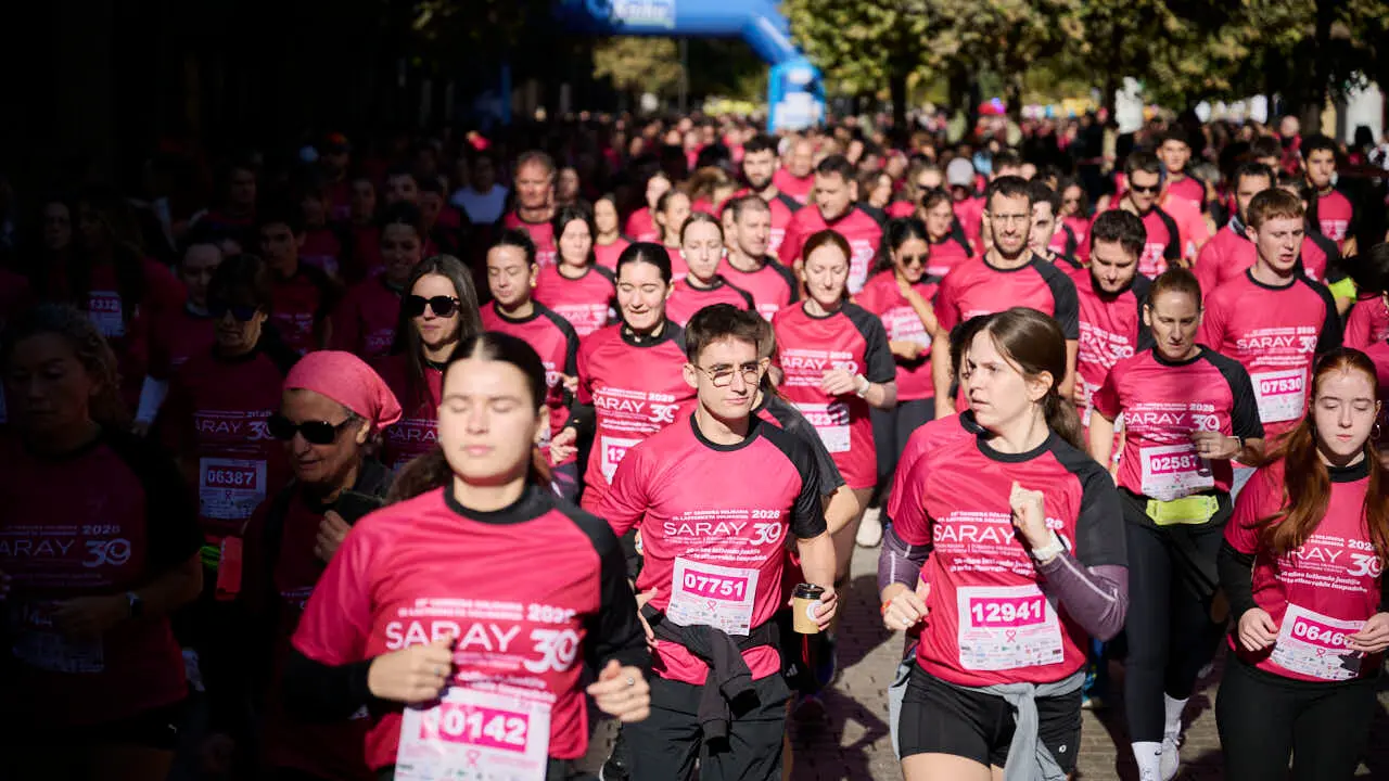 XV Carrera solidaria contra el c&aacute;ncer de mama organizada por Saray. PABLO LASAOSA