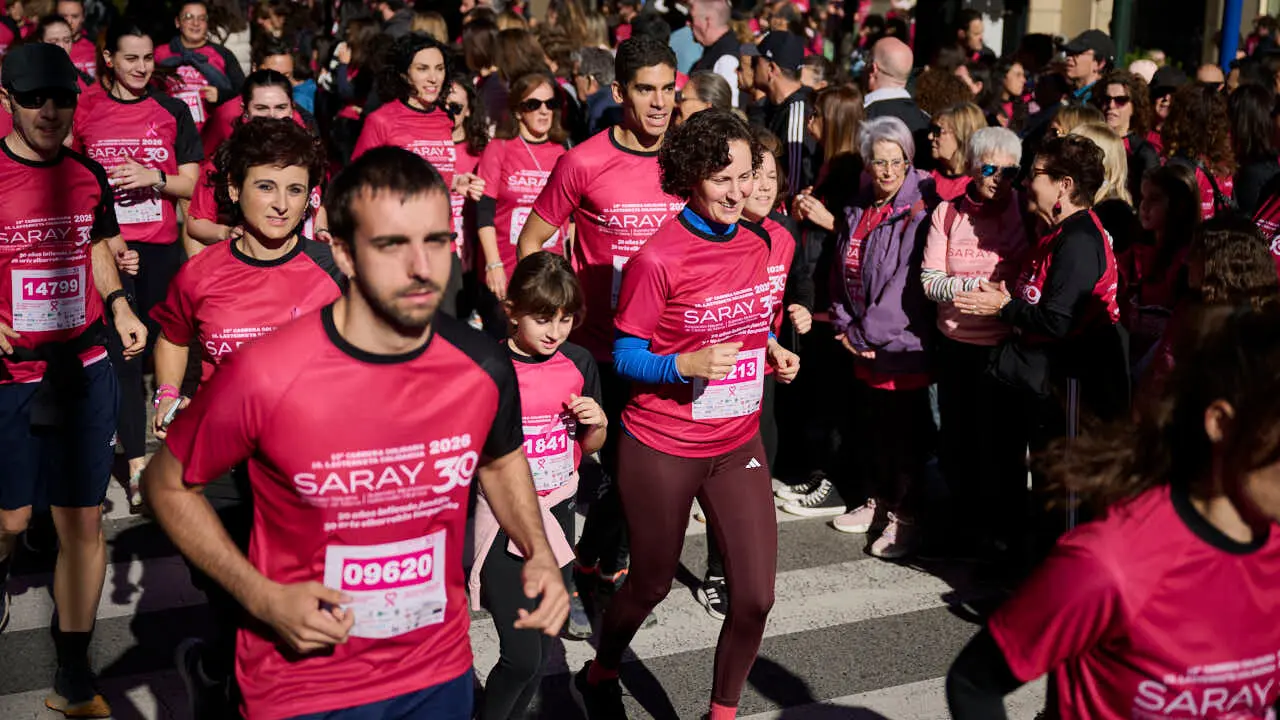 XV Carrera solidaria contra el c&aacute;ncer de mama organizada por Saray. PABLO LASAOSA