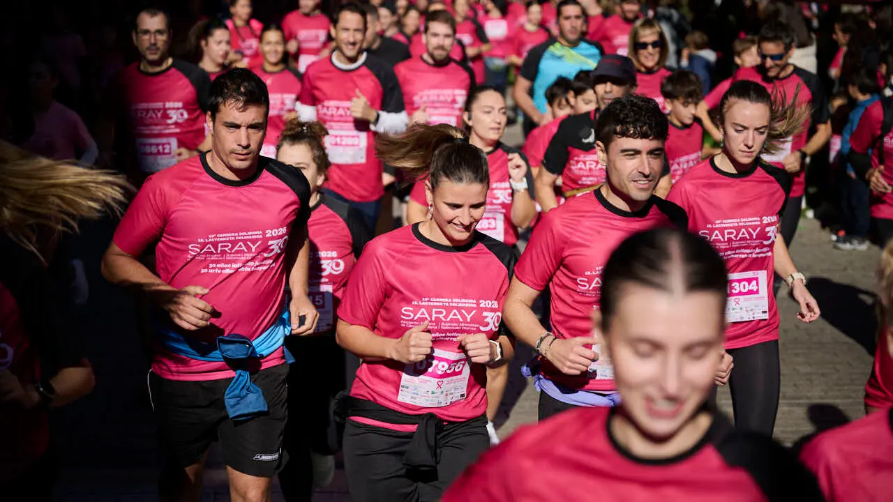 XV Carrera solidaria contra el c&aacute;ncer de mama organizada por Saray. PABLO LASAOSA