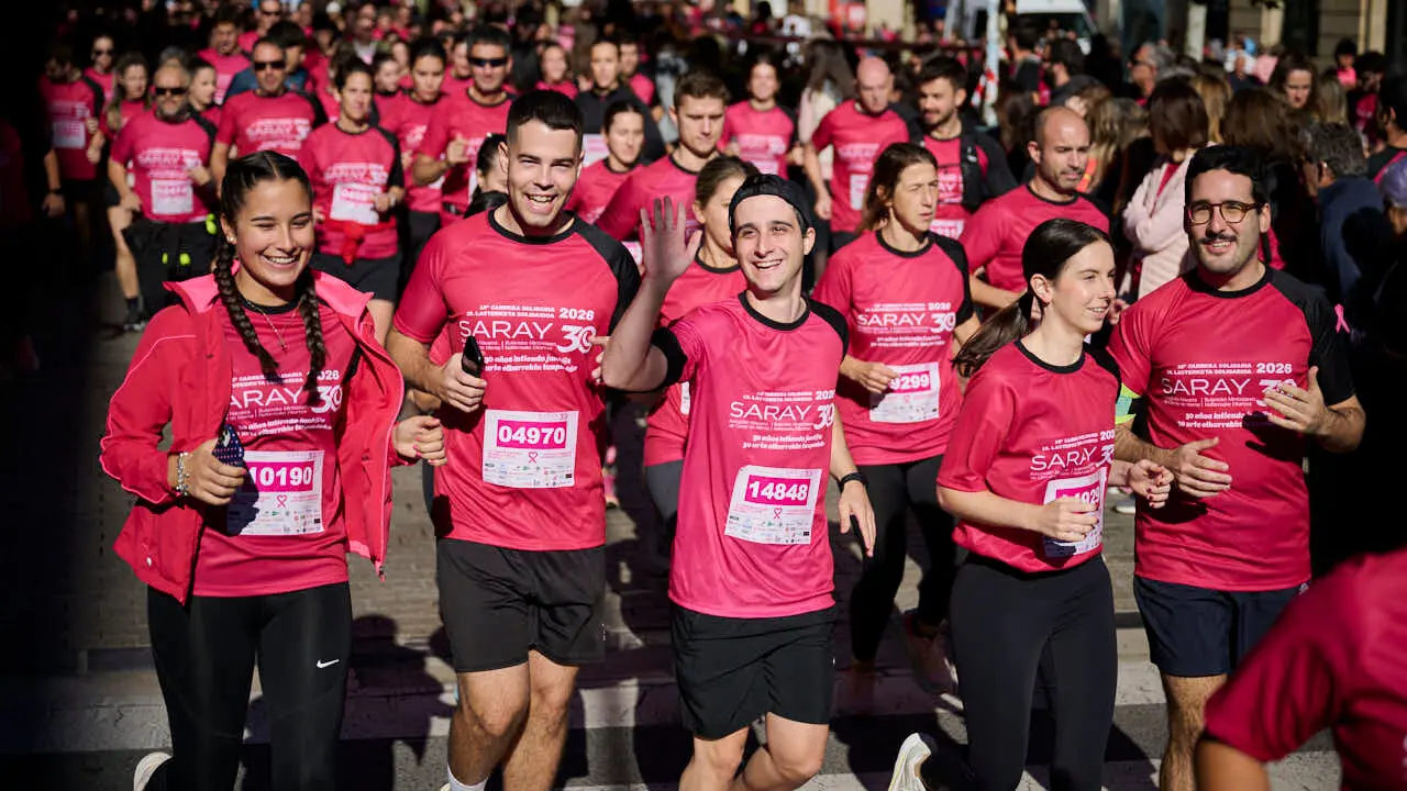 XV Carrera solidaria contra el c&aacute;ncer de mama organizada por Saray. PABLO LASAOSA